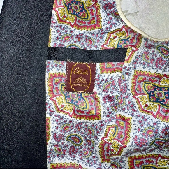 Colbert's Harry Holland Vintage Black and Engraved Look Blazer Jacket - Picture 11 of 15